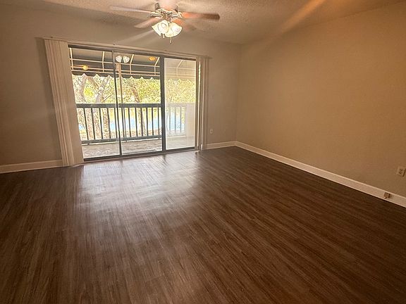 5th image of 304 Westlake Ct