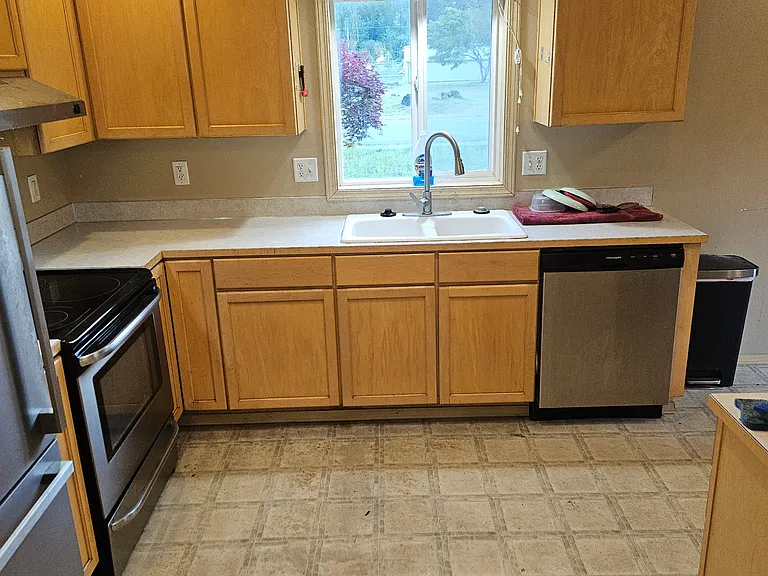 7639 Cedar Park — Photo 8