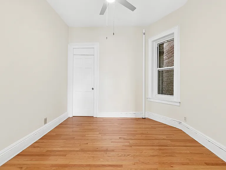 423 E 84th St #PENTHOUSE — Photo 6