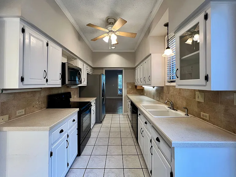 207 Forest View Ct — Photo 5