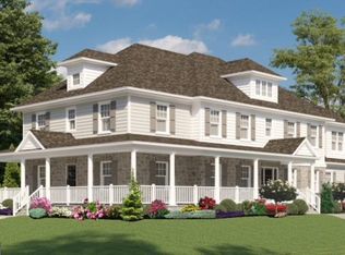 39 Simpson Rd, Ardmore, PA 19003