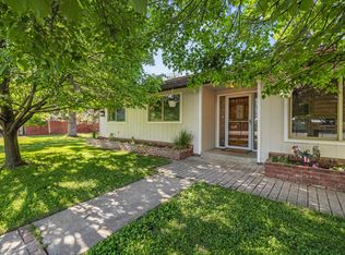 1375 Pine Grove Rd, Klamath Falls, OR 97603