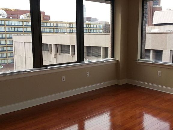 4th image of 126 N 4th St #407