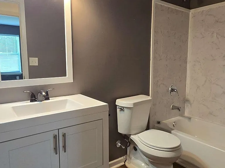 912 Curry Cir SE — Photo 9