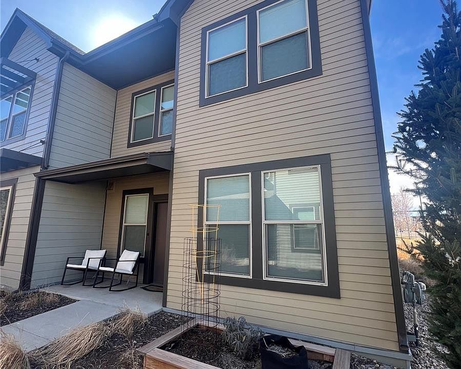1st image of 3528 Central Park Boulevard