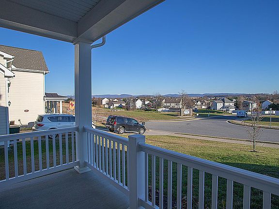 5th image of 12 N Windsong Ct