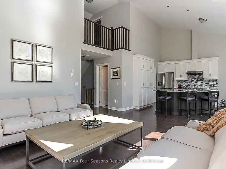 12 Robbie Way — Photo 29