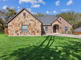 4662 Barbara Rd, River Oaks, TX 76114
