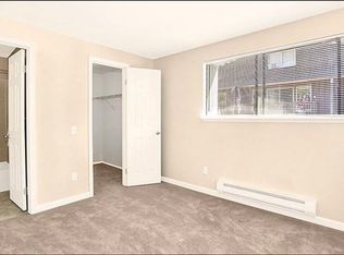 5311 188th St SW APT 13, Lynnwood, WA 98037