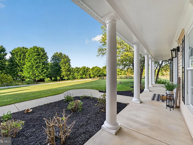 18616 Foggy Bottom Rd — Photo 21
