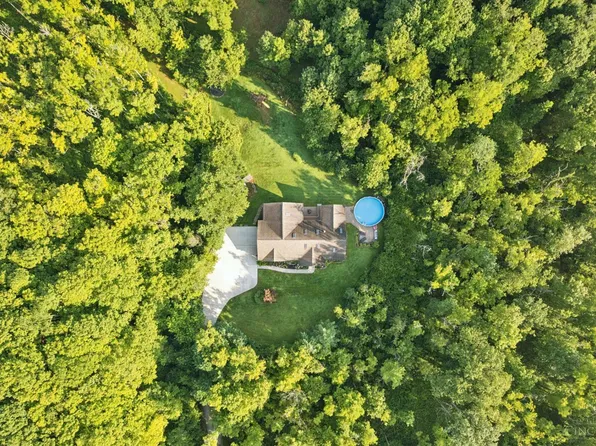 6050 Dry Ridge Rd, Cincinnati, OH 45252