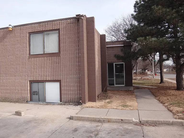 4340 Huntington Ave — Photo 7
