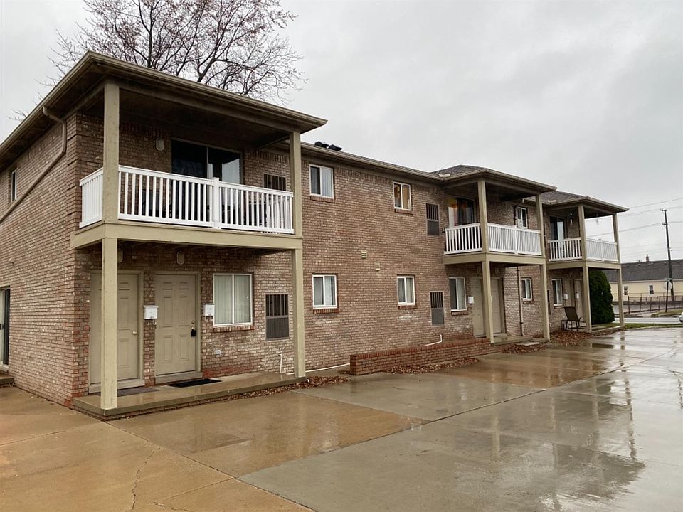 1st image of 411 Ford Ave #101