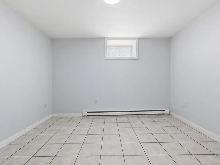 82 Blake St #B — Photo 9