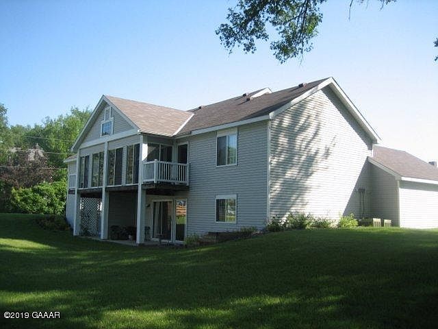2nd image of 801 Idaho Ave