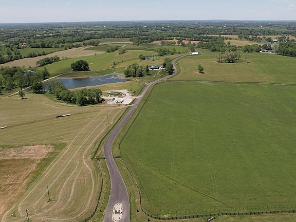 4th image of 514 Polo Run Ln #C