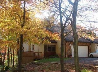 122 Oak Dr, Saxonburg, PA