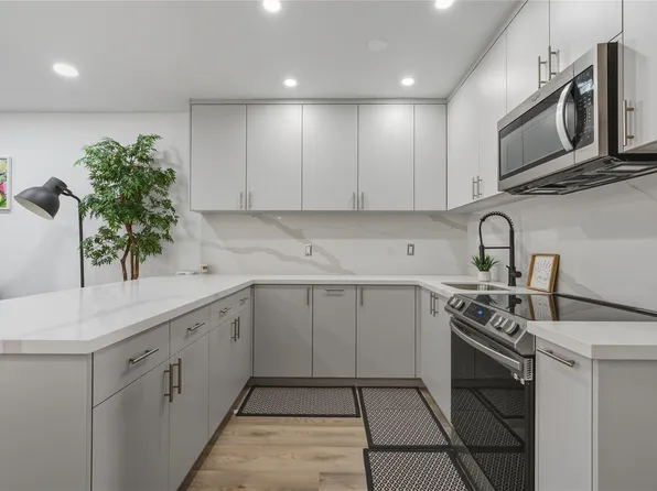 900 SW 10 Terrace #11S, Hallandale Beach, FL 33009