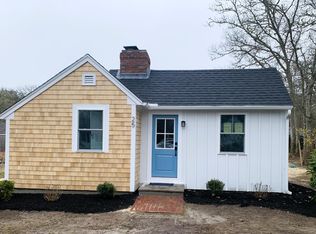25 Lake Rd E, West Yarmouth, MA 02673