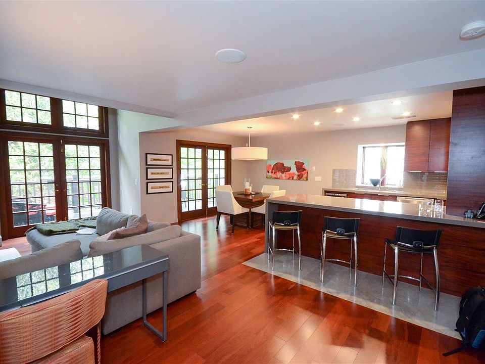 1st image of 8662 Villa La Jolla Dr Unit 4