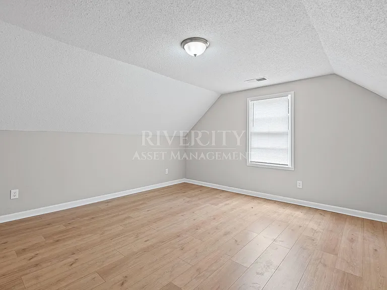 3801 Blue Jay Rd — Photo 15
