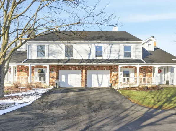 1511 Queensgreen Ct #204, Naperville, IL 60563