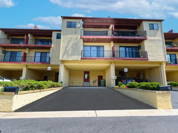 6 Empire Dr, Pleasantville, NJ 08232