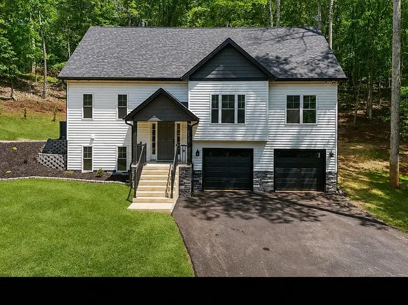 5610 Old Cifax Rd, Goode, VA 24556