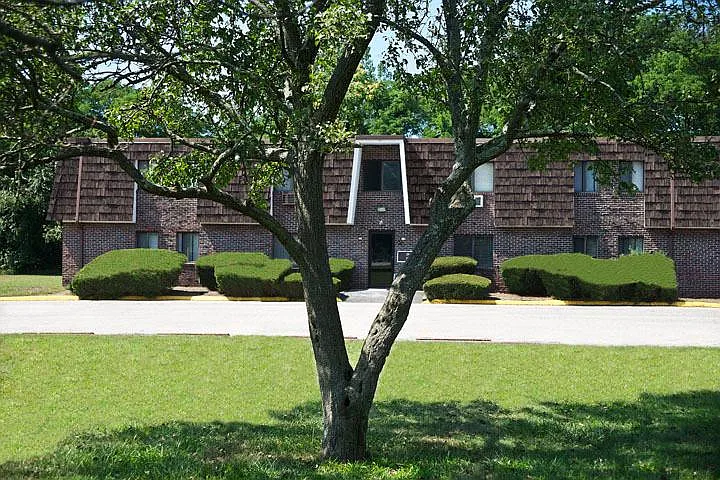 Building Photo 3