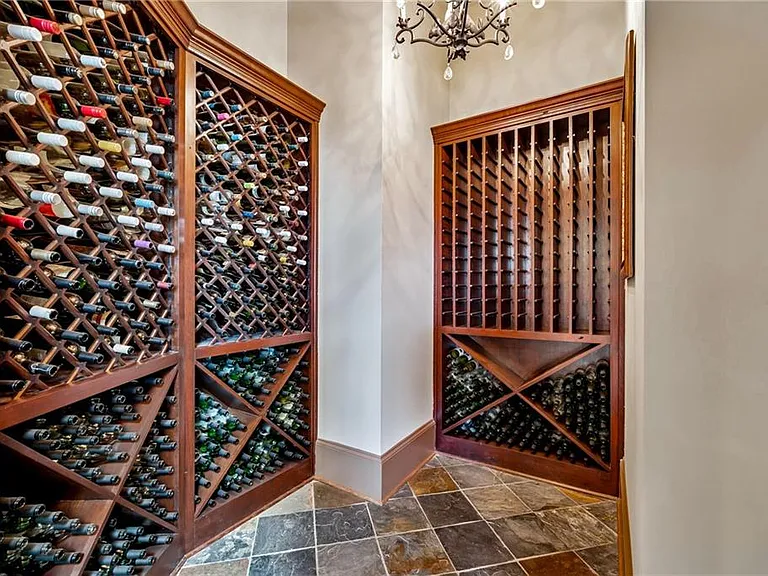 6407 Grand Marina Cir — Photo 102