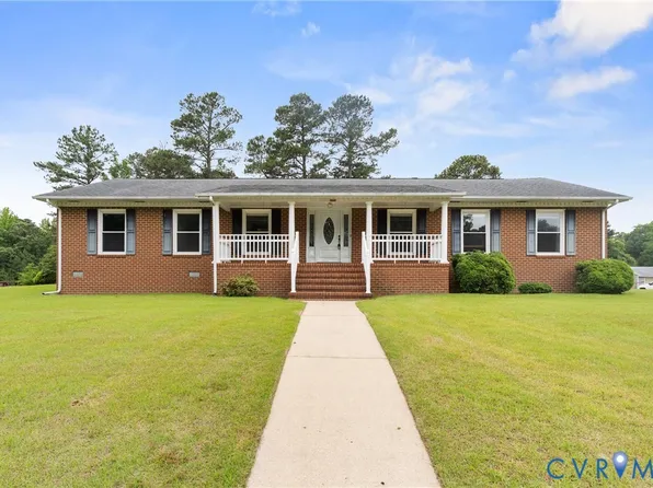 1900 Davis Ln, Hopewell, VA 23860