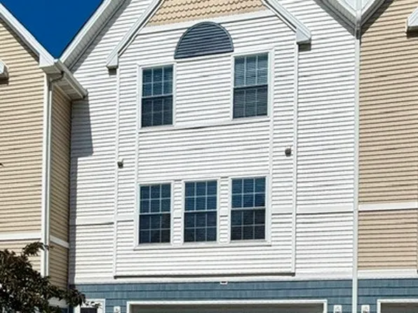 1158 SE Village View Ln, Ankeny, IA 50021