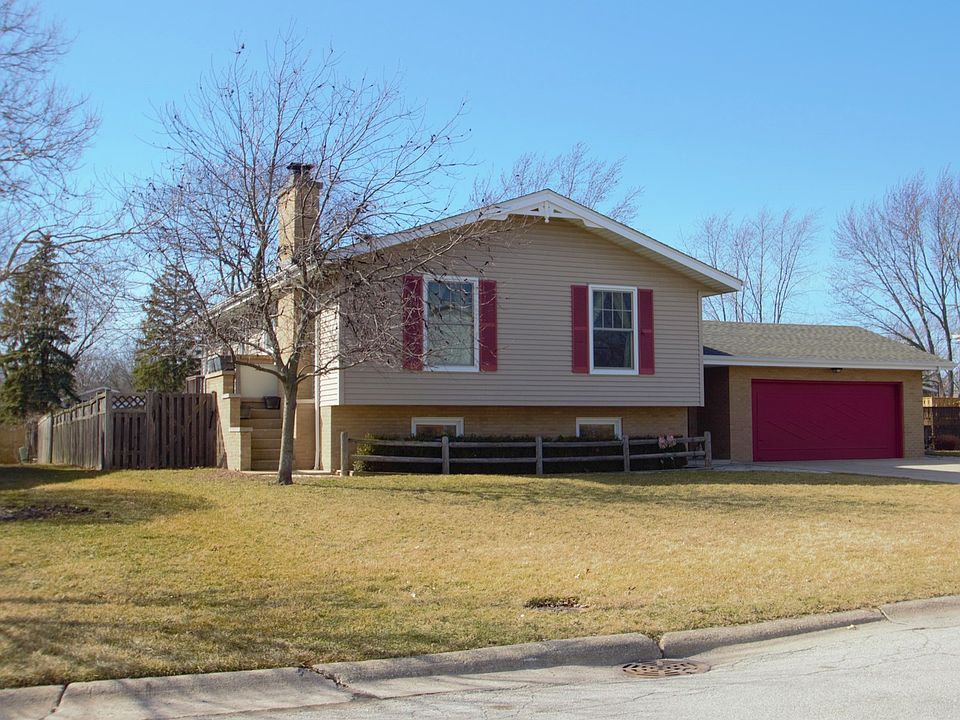 1st image of 12822 Ponderosa Dr