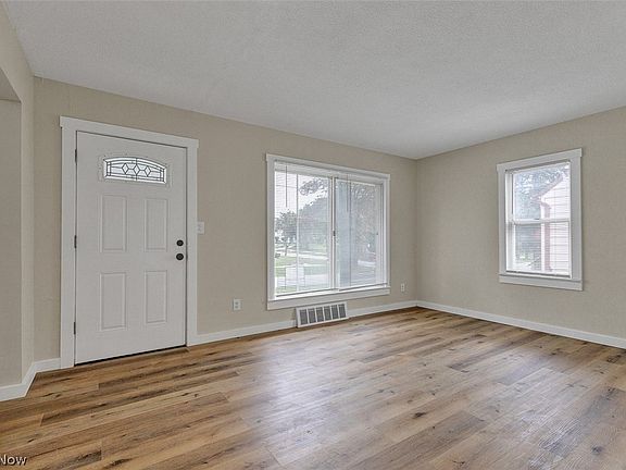 4th image of 4358 Wyatt Rd