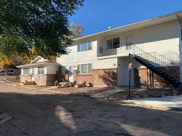 231 University Dr APT 4, Colorado Springs, CO 80910