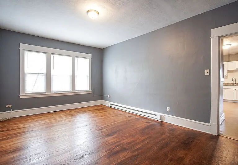 72 Kensington Ave #2L — Photo 6