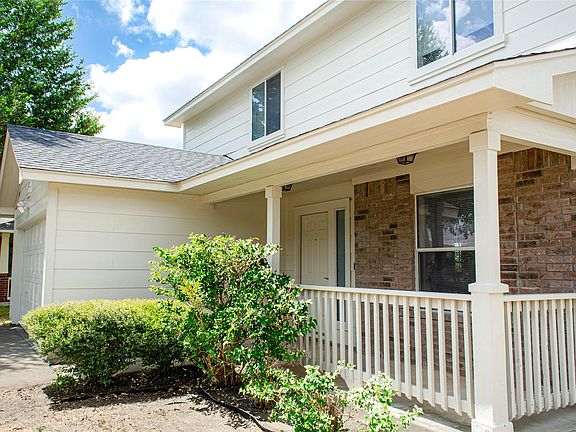 2nd image of 2805 Tyler Ln