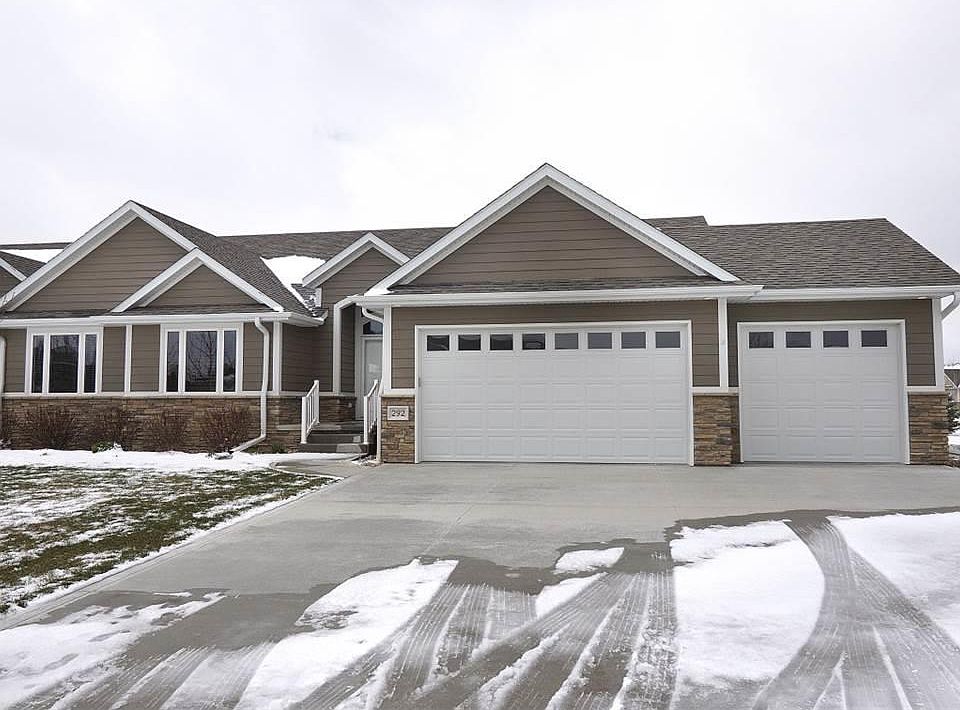 1st image of 292 La Costa Ln