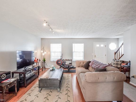 3rd image of 2780 Tinkers Ln