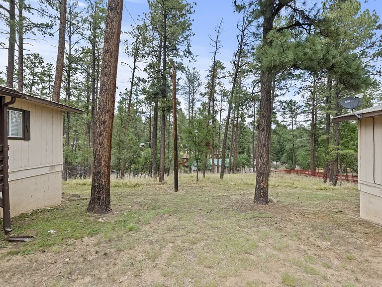 100 Apache Hills Dr #B — Photo 5