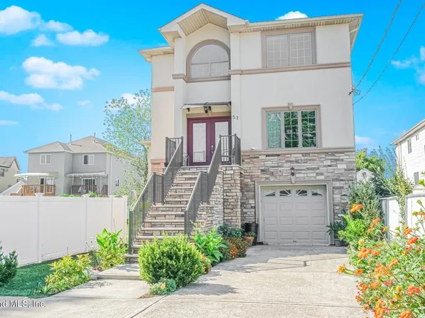 53 Milton Ave, Staten Island, NY 10306