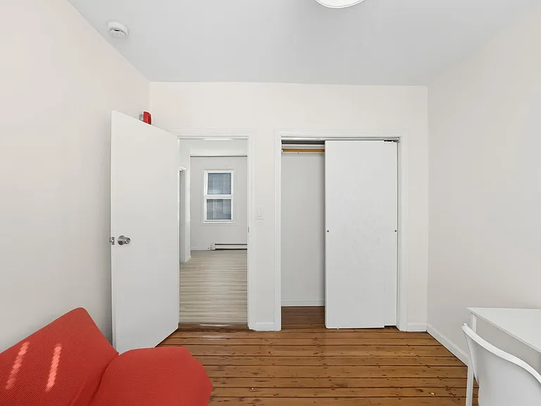 57 Preston St — Photo 15