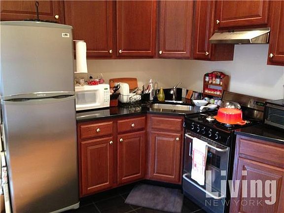 5th image of 149 W 80th St APT 5B