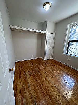 5th image of 21-16 35th St #5GG