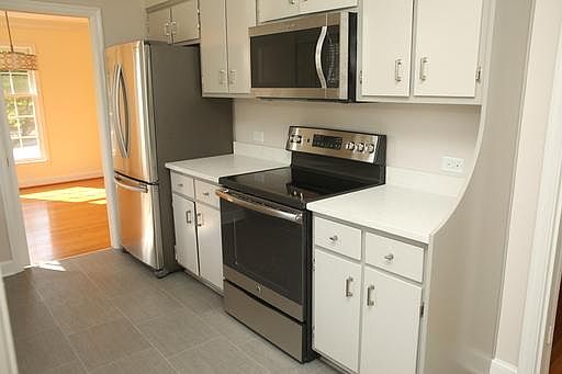 Kitchen.  View of appliances.