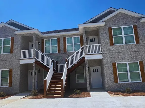 218 S 5th St, Jesup, GA 31545