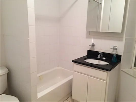 Rented by NYLA Realty | media 2