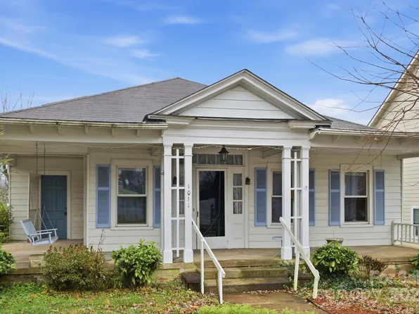 1011 Ashe Ave NW, Lenoir, NC 28645