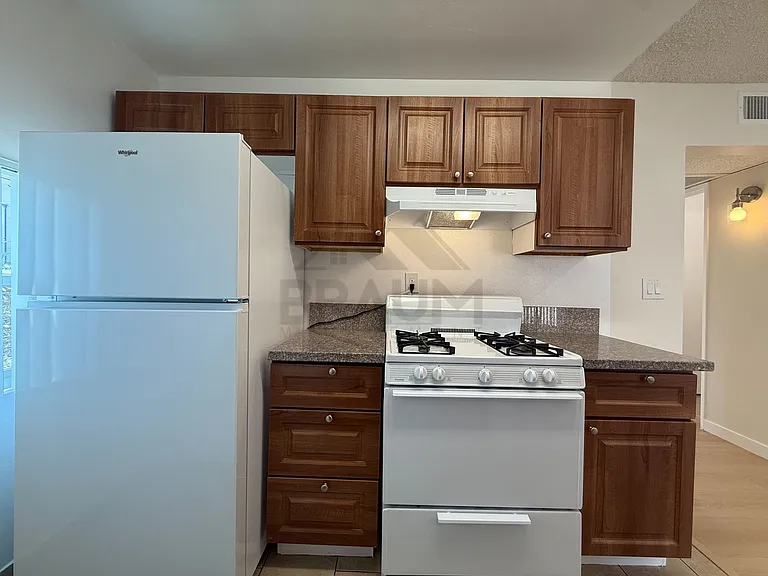 14801 DELANO — Photo 12