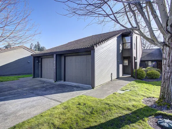 13820 NW 10th Ct, Vancouver, WA 98685